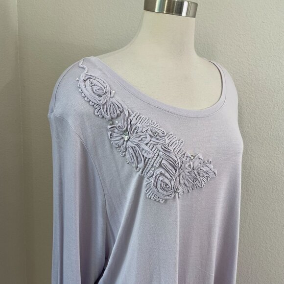 NEW Simply Vera Vera Wang Womens Plus 2X Embellished Long Sleeve Tunic Top - Picture 2 of 11